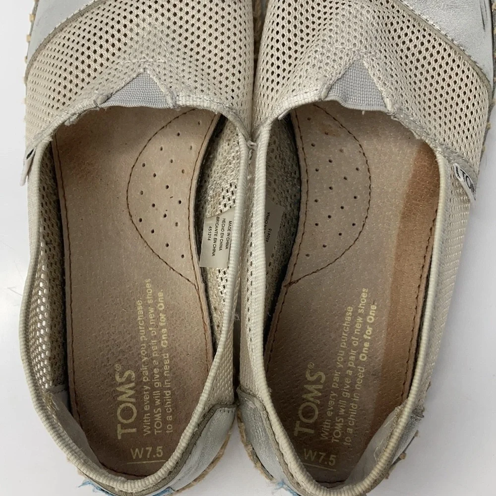 Toms mesh and silver‎ espadrille flats size 7.5